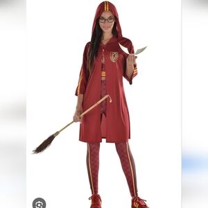 NWT Harry Potter Gryffindor Quidditch Costume sz Medium